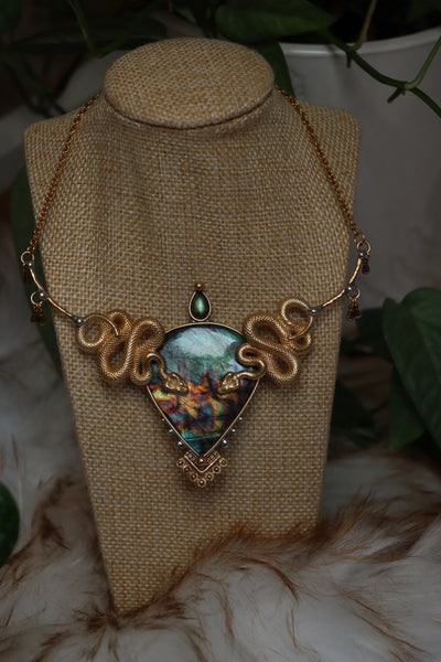 "Naya" necklace