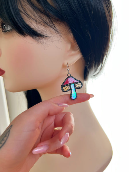 Stained glass earrings - mushroom