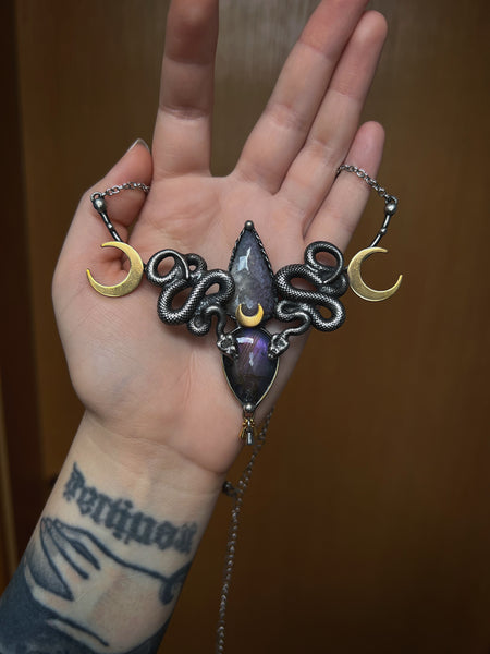 "Serpent" necklace