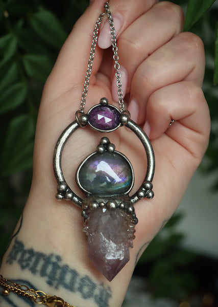 "Avana" necklace