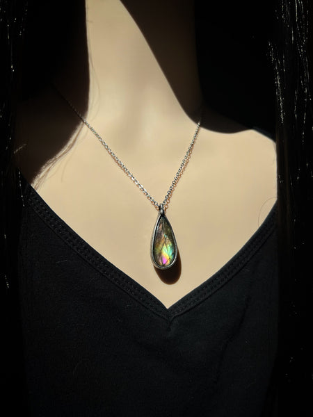 Rainbow labradorite necklace