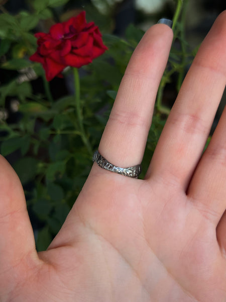 Clear quartz point ring 7.5