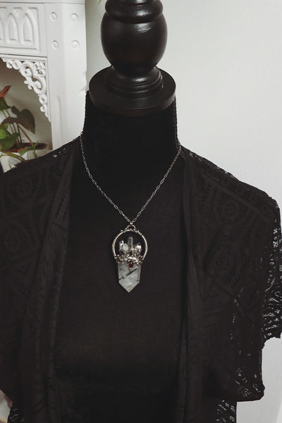 "The bloody crown" necklace