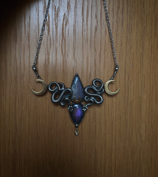 "Serpent" necklace