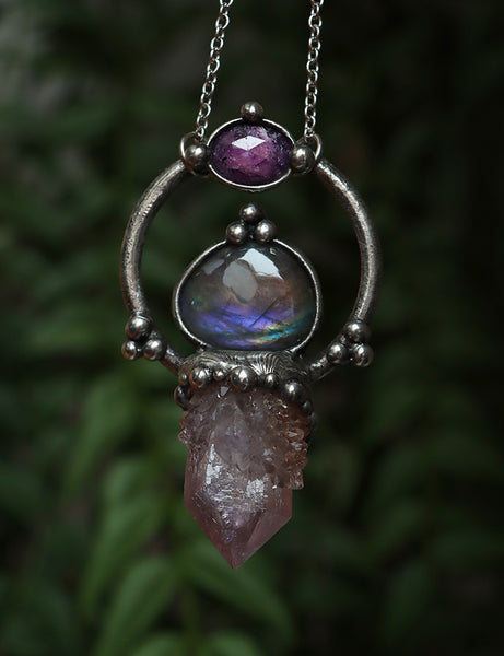 "Avana" necklace