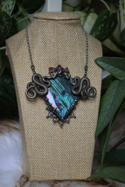 "The serpent queen" labradorite snake necklace