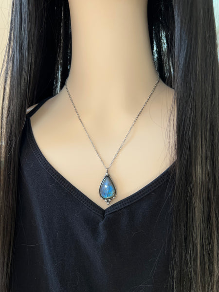 Blue labradorite necklace
