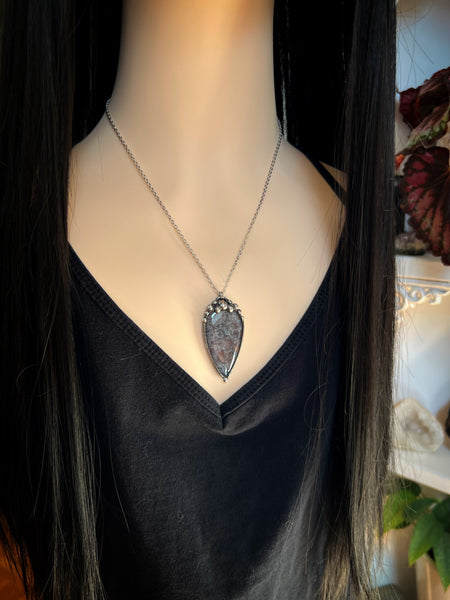 Agate necklace