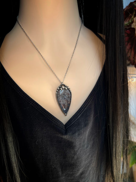 Agate necklace