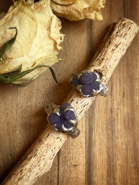Grape agate ring