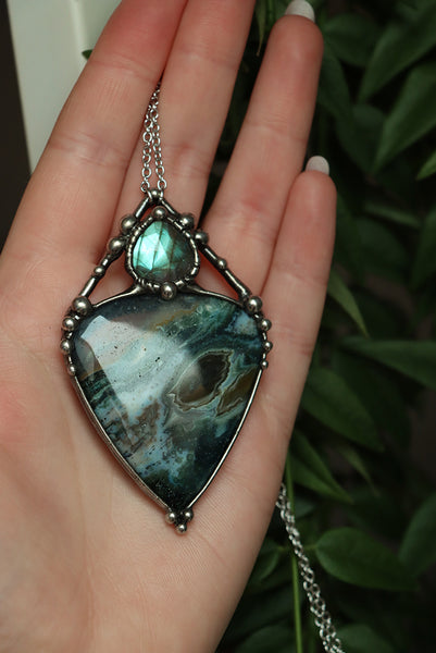"Terra" necklace