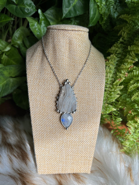"Elvia" necklace with chalcedony druzy and rainbow moonstone