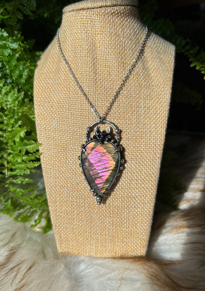 "Gloria" purple faceted labradorite necklace