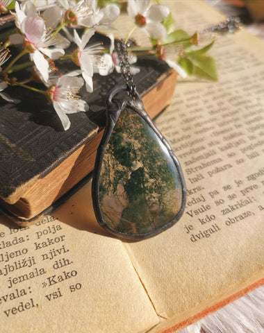 Moss agate pendant 1