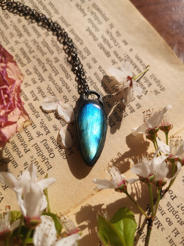 Blue flashy labradorite pendant