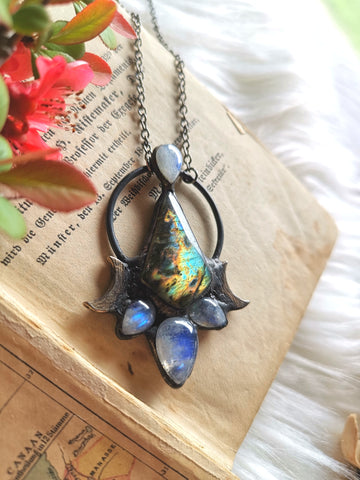 Labradorite and moonstone pendant