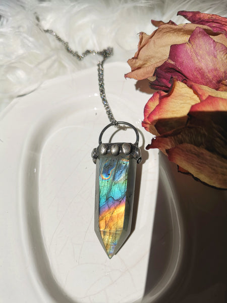 Rainbow labradorite wand pendant
