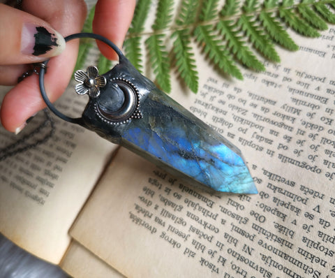 Labradorite wand pendant #2