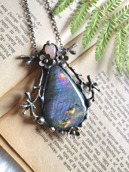 Rainbow labradorite and moonstone pendant