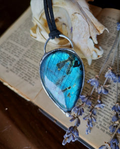 Blue labradorite silver pendant