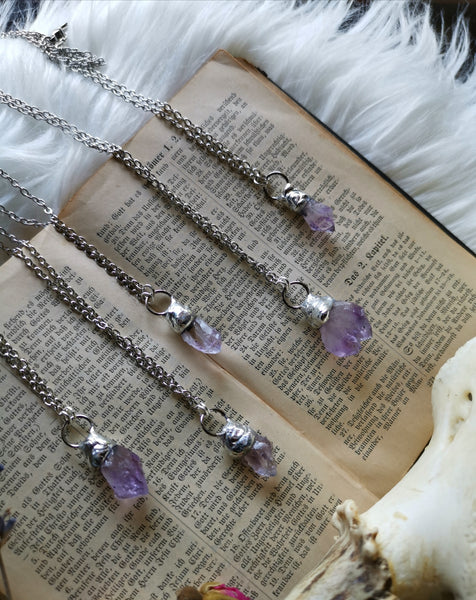 Mini amethyst point necklace