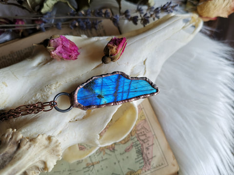 Blue labradorite copper toned necklace