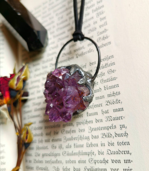 Amethyst black claw pendant