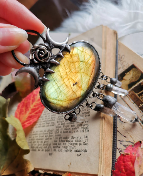 Golden/green labradorite and quartz pendant