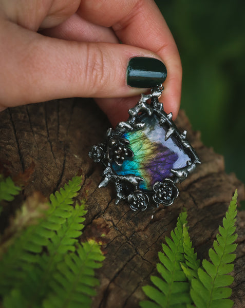 "Gwendolyn" rainbow labradorite necklace