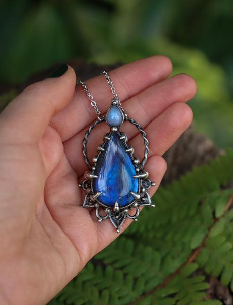 "Dara" blue labradorite and moonstone necklace