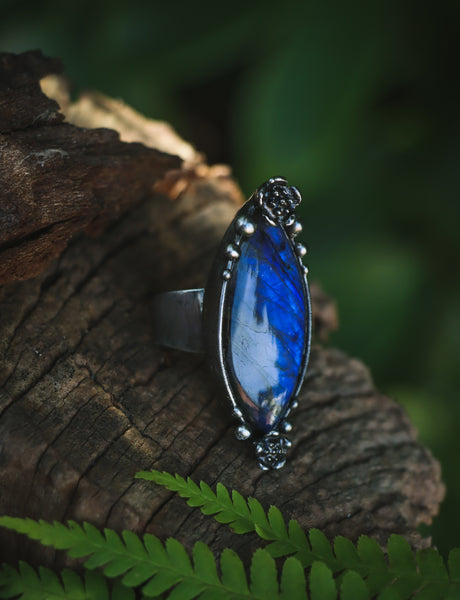 "Zuri" blue labradorite adjustable size ring