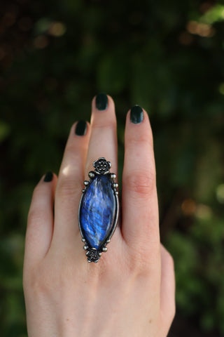 "Zuri" blue labradorite adjustable size ring