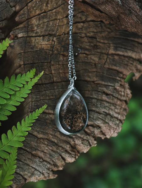 "Harlow" garden quartz necklace