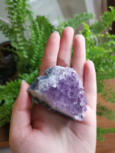 Amethyst cluster small