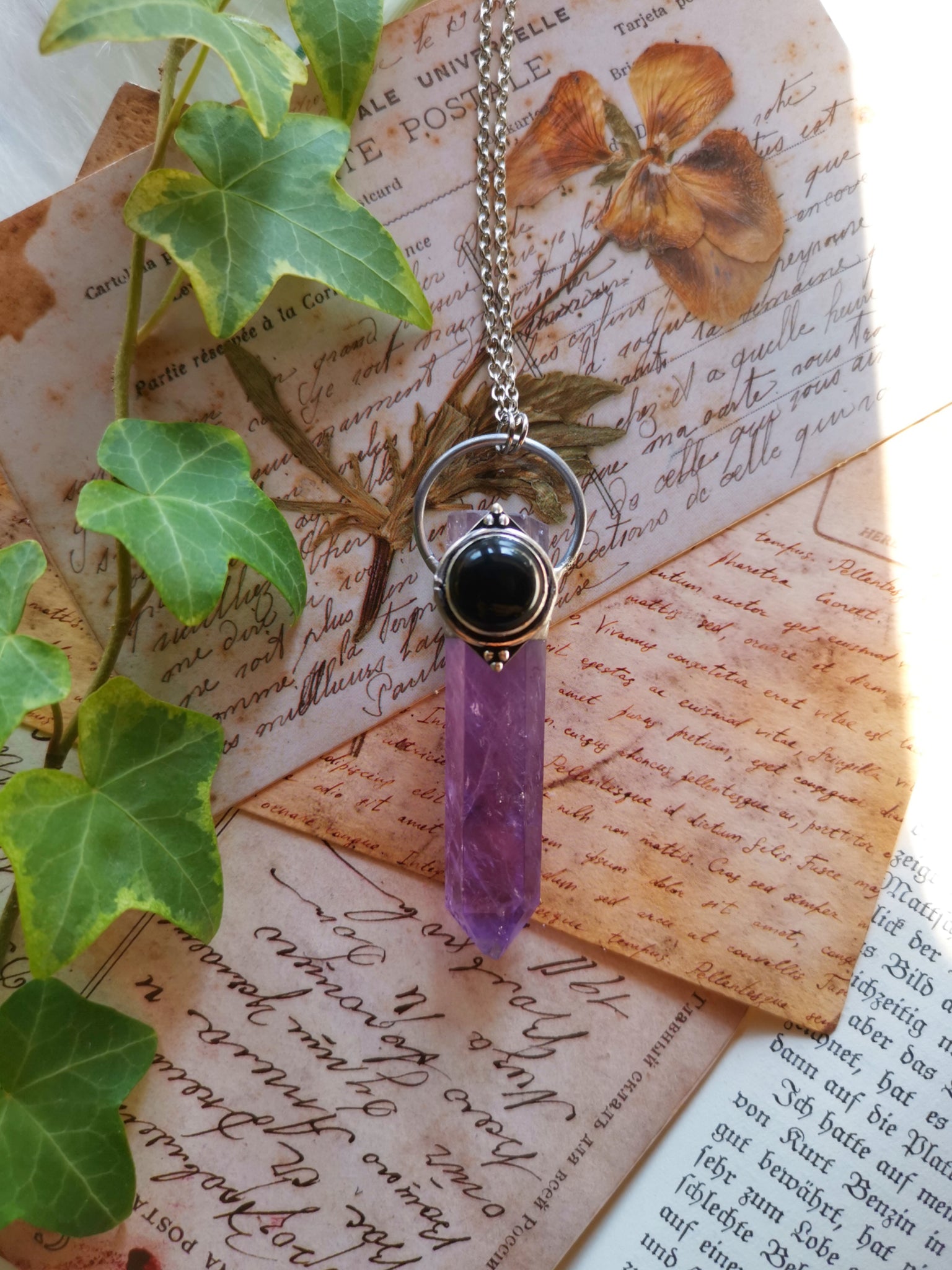 Amethyst and obsidian oriental necklace