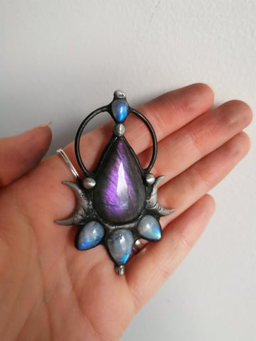 MADE TO ORDER Purple labradorite and moonstone pendant