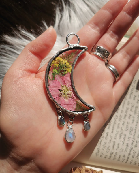 Glass moon floral necklace with moonstone and labradorite