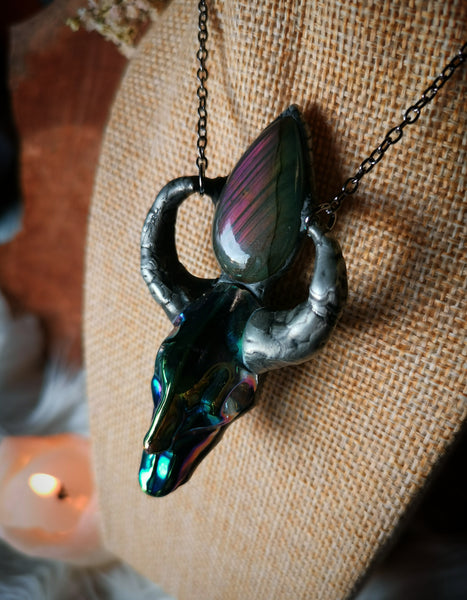 "Iridescent black ox" necklace