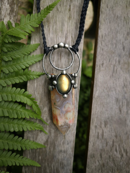 Flower agate wand and labradorite necklace