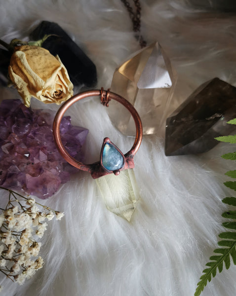 Resin crystal and moonstone copper necklace
