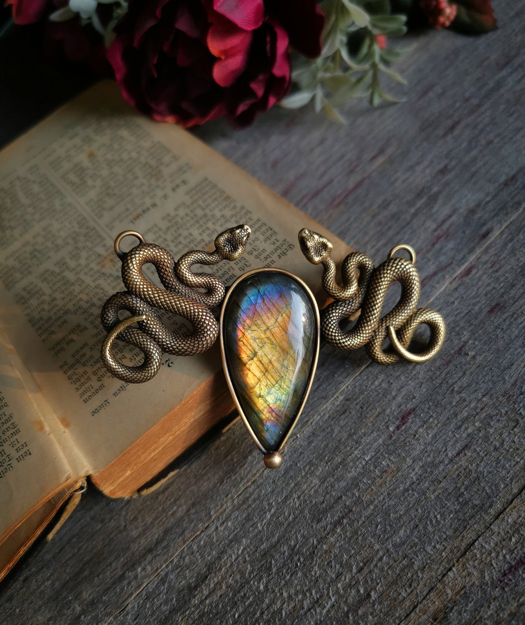 Serpent "rainbow labradorite" necklace