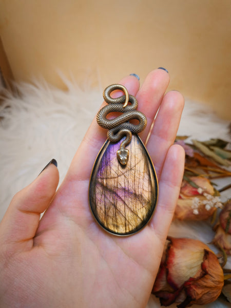 Serpent "sunset labradorite" necklace