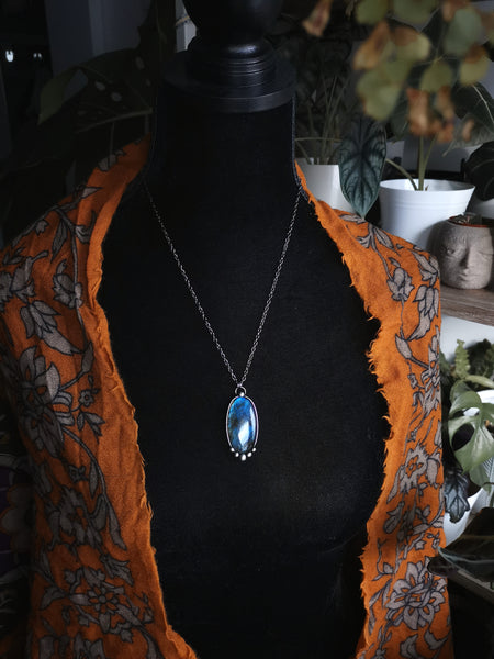 "Alessa" blue labradorite necklace