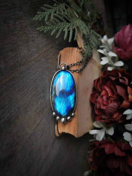 "Alessa" blue labradorite necklace