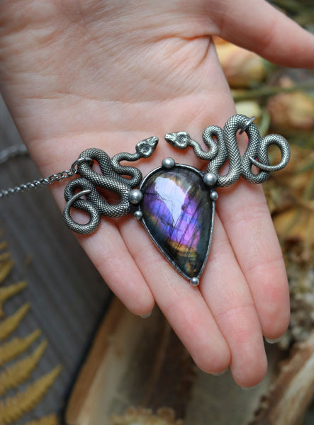 "Medusa" necklace
