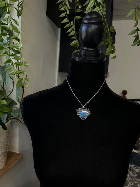 "Leaf" labradorite necklace